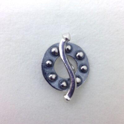 ST73 sterling silver toggle