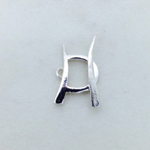 ST31 sterling silver toggle