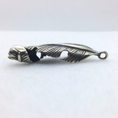 BPW30 white bronze curled leaf pendant