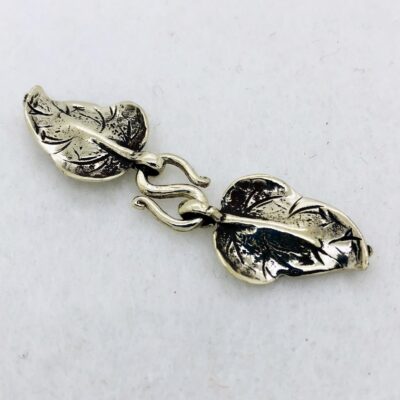 white bronze leaf S hook